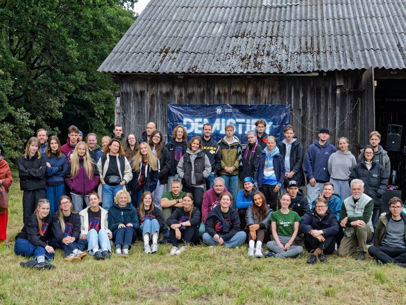 riminologų bendruomenės nariai 2025 m. festivalyje „Demistify“. Nuotraukos autorius – prof. dr. Aleksandras Dobryninas.